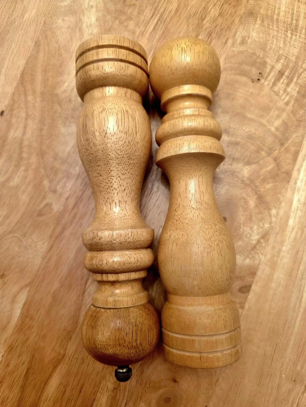 Vintage Wooden Salt And Pepper Mills Light Wood